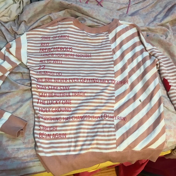 Taylor Swift inspired long sleeve - Picture 3 of 5